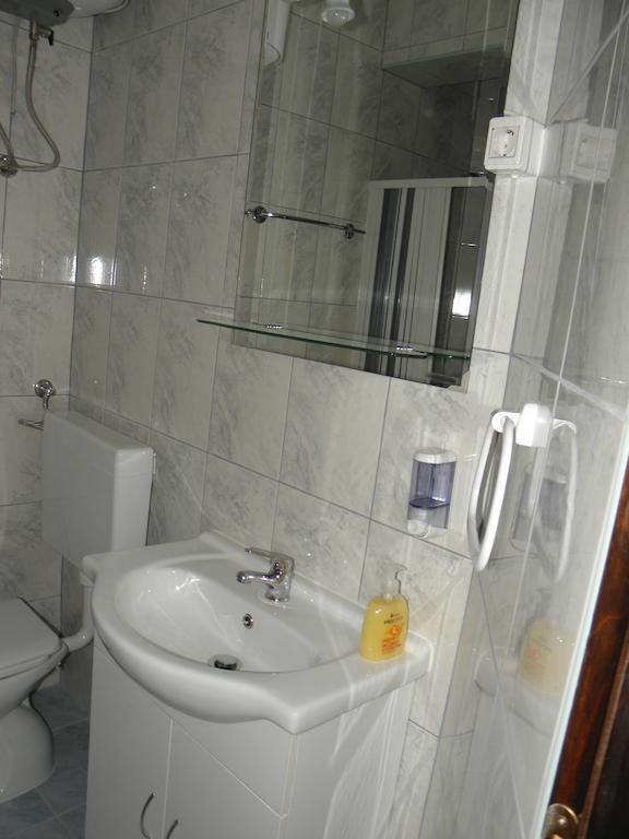 Apartments Babic Novalja Cameră foto